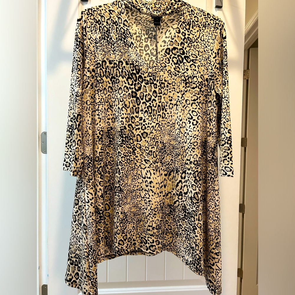 CLARA SUNWOO Leopard Print Choker V Neck 3/4 length sleeve Tunic size Small